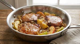 Pork Chops with Apples and Onions